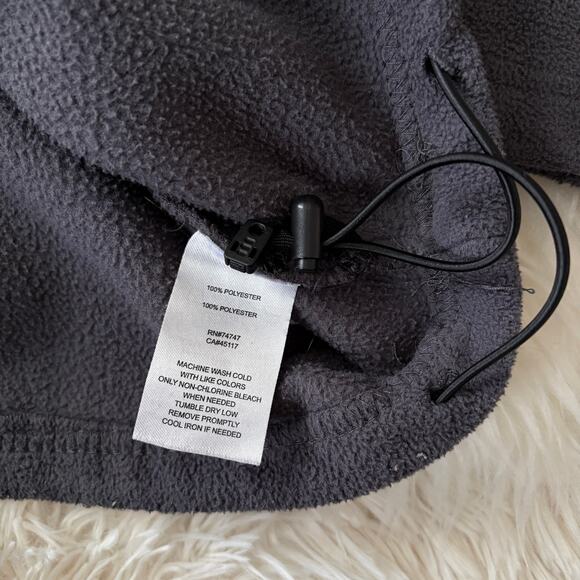 Bass Pro Shops Men's 1/4 Zip Gray Fleece Embroidered Logo, size L - Picture 4 of 7